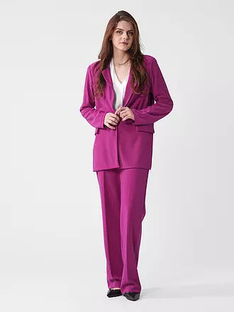 JOSEPH RIBKOFF | Blazer en jersey
Marque : JOSEPH RIBKOFF
Couleur : noir
Catégories : Mode, Femme
Mots-clés : Grandes tailles

Longueur des manches : Manches longues
Matière : Jersey, Polyester / Polyamide, Stretch
Forme du col : Col à revers
Motif : Uni
Coupe (vêtem | pink